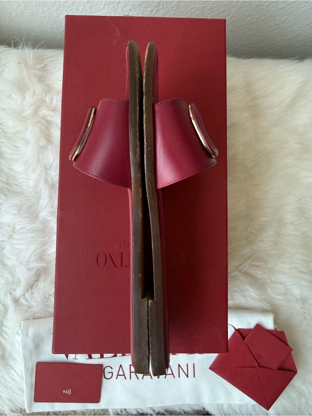 Authentic Valentino Garavani Burgundy Leather V-Logo Slide Mules - Picture 12 of 15